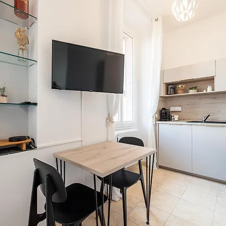 Daire Felix Faure - Lumineux En Centre-ville Menton